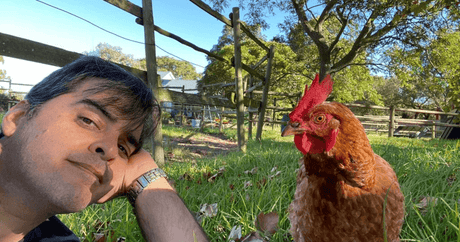 Step into the Journey: Discover Dr Omar’s Path &amp; Dedication to Animal Well-Being - Petworld