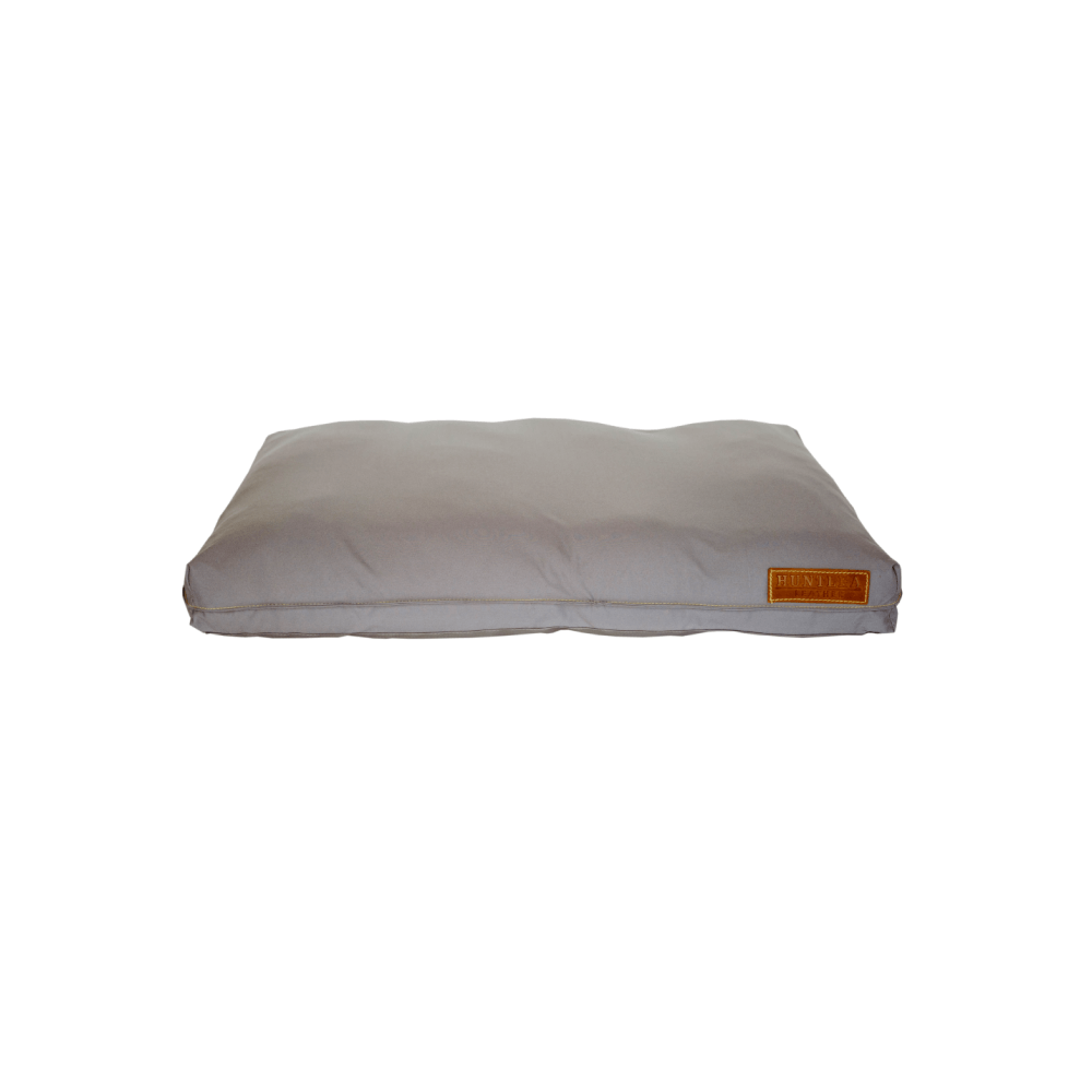 Huntlea Matlow Bed | Silhouette
